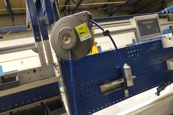 Automatischer Schlauchaufroller, wandmontiert (AEROTEC)